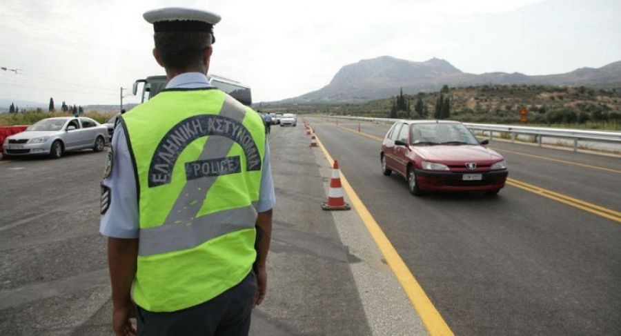 Απαγόρευση κυκλοφορίας φορτηγών άνω των 3,5 τόνων για το τριήμερο του Αγ. Πνεύματος - Δείτε πότε και που