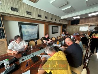Ενέργειες του Επιμελητηρίου Καρδίτσας για στήριξη των επιχειρηματιών στην πλατεία «Καραόλη και Δημητρίου» (Δικαστηρίων)
