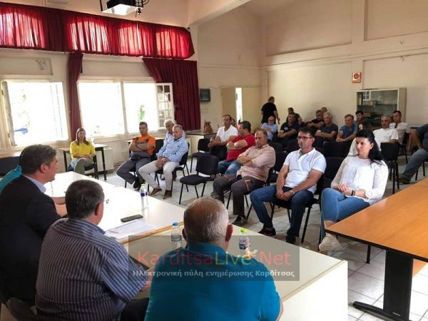 Σύσκεψη χαλαζόπληκτων αγροτών στην Ιτέα παρουσία Ν. Δούκα, Κ. Νούσιου και Γ. Σακελλαρίου (+Φώτο)
