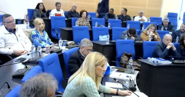 Η κατάρρευση της γέφυρας στην Αμπελιά Φαρσάλων στην ειδική συνεδρίαση του Περιφερειακού Συμβουλίου