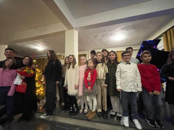 Μουσική και αφήγηση στο εορταστικό κλείσιμο της χρονιάς του Δημοτικού Ωδείου Καρδίτσας