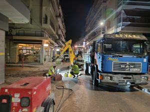Βλάβη σε αγωγό ύδρευσης στο κέντρο της Καρδίτσας το πρωί του Σαββάτου (19/9) - Κυκλοφοριακές ρυθμίσεις σε τμήμα της Υψηλάντου
