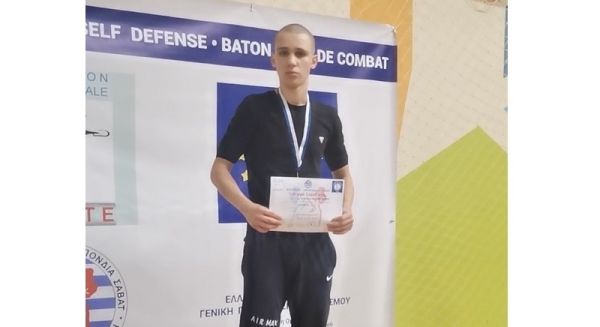Πανελλήνια νίκη για μαθητή του Εσπερινού Γυμνασίου με Λυκειακές Τάξεις Καρδίτσας
