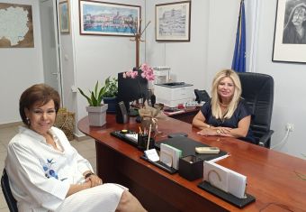 Συνάντηση της Διευθύντριας της Δ.Ε. Καρδίτσας με την Βουλεύτρια Καρδίτσας κ. Ασ. Σκόνδρα