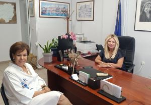 Συνάντηση της Διευθύντριας της Δ.Ε. Καρδίτσας με την Βουλεύτρια Καρδίτσας κ. Ασ. Σκόνδρα