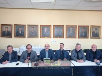 Παραδόθηκαν από το Δήμο Καρδίτσας οι 20 απινιδωτές για τα γήπεδα της ΕΠΣΚ (+Φωτο +Βίντεο)