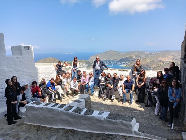 Το 3ο Γενικό Λύκειο Καρδίτσας στην «Ιερουσαλήμ του Αιγαίου» Πάτμος