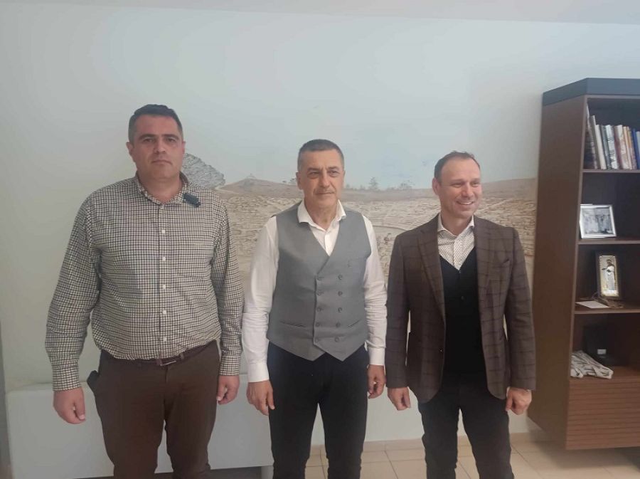 Μικρά κολυμβητήρια θα αποκτήσουν Παλαμάς και Ελασσόνα