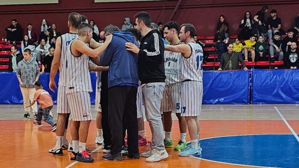 Νίκησε την Ε.Α.Λ. και παρέμεινε στην τριάδα ο Απόλλων Καρδίτσας