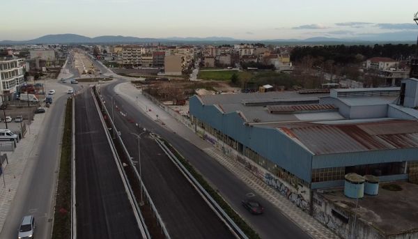 Λάρισα: Ολοκληρώνεται εντός του 2021 το νότιο τμήμα της λεωφόρου Καραμανλή
