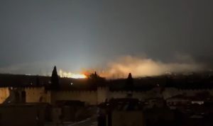 Διακοπές ρεύματος στην Άρτα και σε τμήμα του Δήμου Αργιθέας: Έκρηξη και φωτιά σε μετασχηματιστή (+Βίντεο)