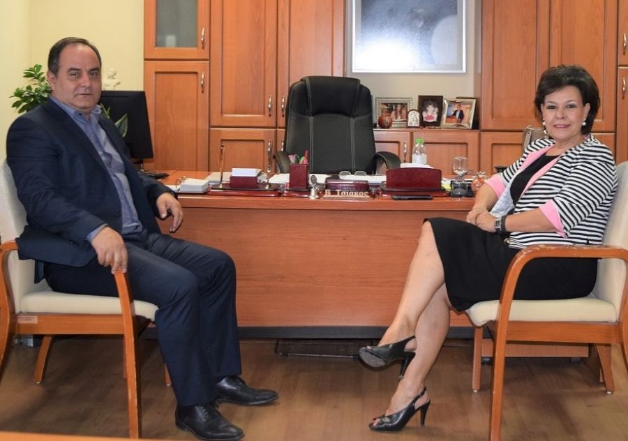Συνάντηση του Δημάρχου Καρδίτσας Β. Τσιάκου με την Βουλευτή Ασημίνα Σκόνδρα