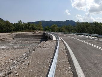 Δόθηκε στην κυκλοφορία η νέα γέφυρα Μπαλάνου (+Φωτο)