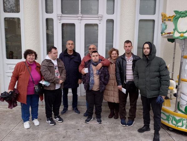 Ενημερωτική δράση από το Σωματείο Γονέων και Κηδεμόνων και Φίλων Μαθητών και αποφοίτων ΑμεΑ
