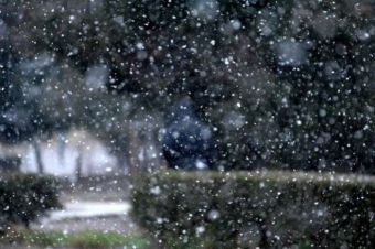 Πρωί Πέμπτης (9/2): Ασθενής χιονόπτωση ξεκίνησε στα ορεινά - Χιονονιφάδες και στην Καρδίτσα! (+Βίντεο)