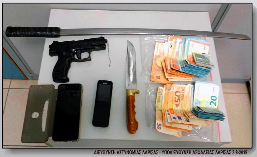 Τέσσερις συλλήψεις για τη ληστεία τράπεζας στο Συκούριο