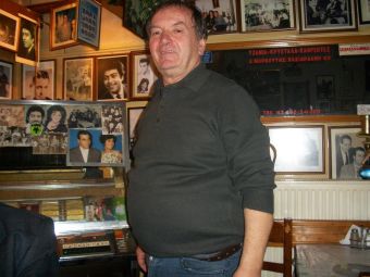 Καρδίτσα: "Εφυγε" ο θρυλικός συλλέκτης δίσκων του λαϊκού τραγουδιού, Λάκης Μπαλογιάννης