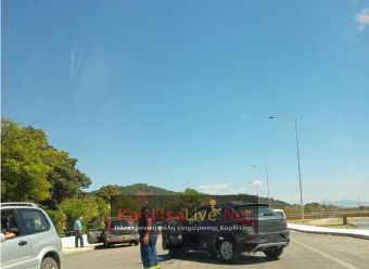 Τροχαίο υλικών ζημιών στον περιφερειακό του Μουζακίου (+Φωτο)