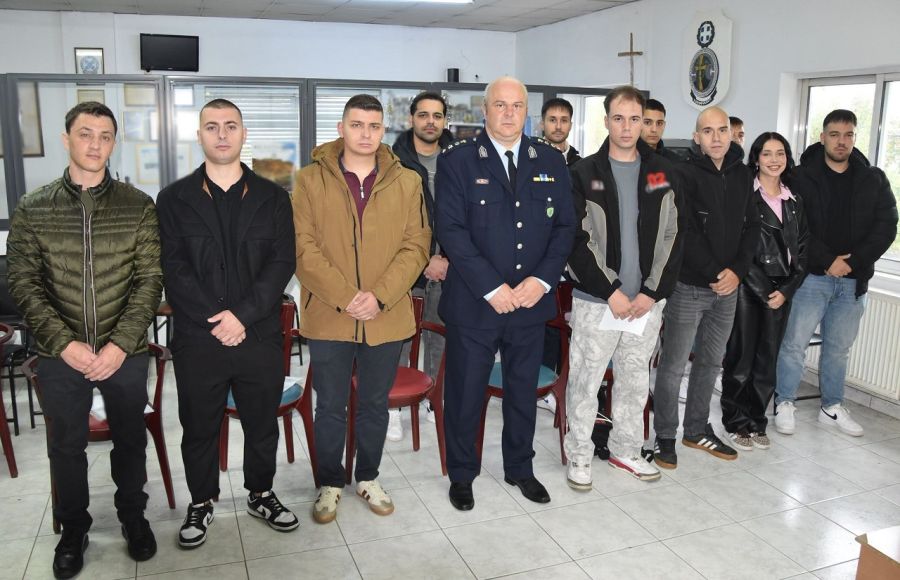 Ορκίστηκαν 11 προσληφθέντες Ειδικοί Φρουροί στην Διεύθυνση Αστυνομίας Καρδίτσας