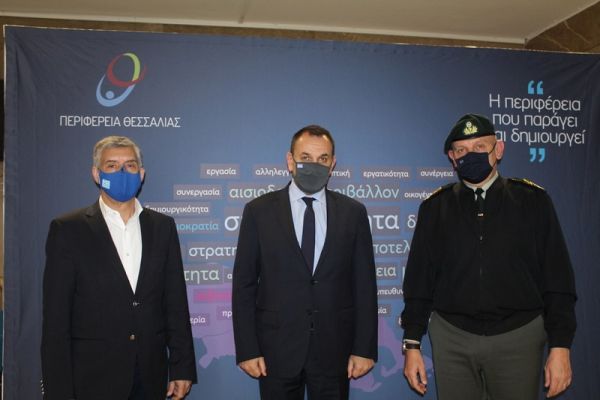 Συνάντηση Περιφερειάρχη Θεσσαλίας και Υπουργού Εθνικής Άμυνας σχετικά με τη διαχείριση των συνεπειών του σεισμού