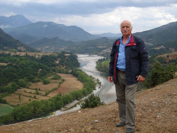 Μενέλαος Παπαδημητρίου: "Ο μυθικός Αχελώος και οι έμποροί του που τον κατέσφαξαν ...και τώρα θέλουν να τον εξαφανίσουν δια παντός ...στο βωμό του κέρδους"