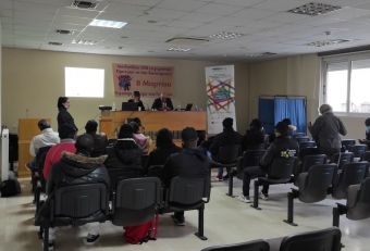 Εργατικό Κέντρο: Επιτυχής υλοποίηση εργαστηρίου Νομικής Πληροφόρησης προσφύγων &amp; μεταναστών της Καρδίτσας