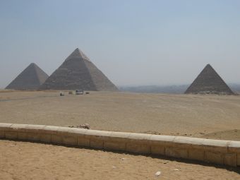 Αίγυπτος: Ανακάλυψη μυστικού διαδρόμου πίσω από την κύρια είσοδο της Μεγάλης Πυραμίδας της Γκίζας