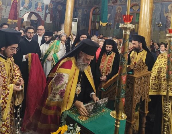 Υποδοχή ιερών λειψάνων των αγίων νεοφανών μαρτύρων Ραφαήλ, Νικολάου και Ειρήνης στον Ι.Ν. Αγίας Παρασκευής Καρδίτσας