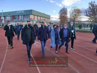 Στο Δημοτικό Στάδιο Καρδίτσας για το "κλάσικο" της δυτικής Θεσσαλίας ο Υφυπουργός Αθλητισμού Λ. Αυγενάκης (+Φώτο)