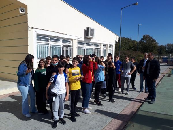 Μουσικό Σχολείο: Μαθητές, παρατήρησαν με ασφάλεια, την μερική έκλειψη του ηλίου