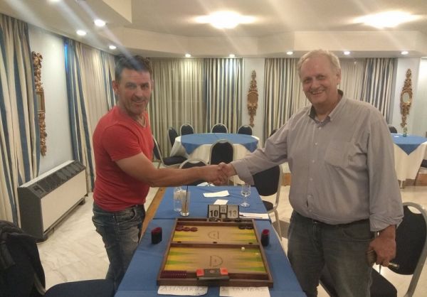 Ο Θανάσης Σταρίδας κυπελλούχος στο Σύγχρονο Αγωνιστικό Τάβλι!