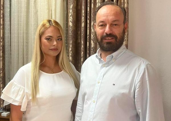 Η Μαρία Παπαζήση Υποψήφια Τοπική Σύμβουλος Κρανέας με «Νέα Πορεία» και Φάνη Στάθη στον Δήμο Μουζακίου