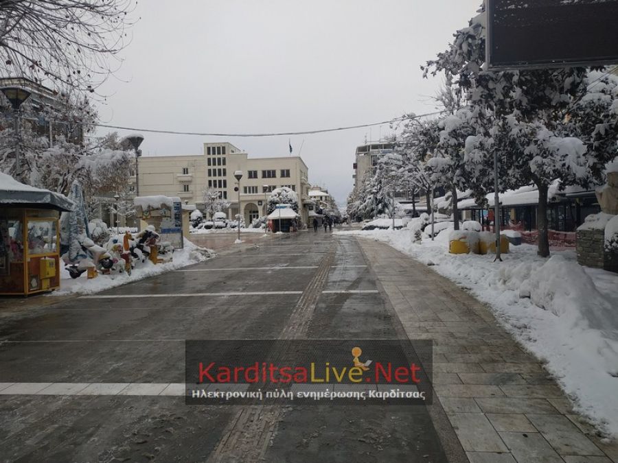 Με αποχιονισμένους δρόμους «ξύπνησε» η Καρδίτσα! (+Φώτο +Βίντεο)