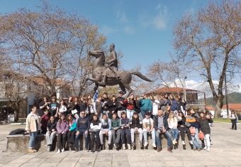 Επίσκεψη του 1ου Γυμνασίου Τρικάλων στο Μουσείο «Γ. Καραϊσκάκης» στο Μαυρομμάτι Καρδίτσας και στον Ελληνόπυργο