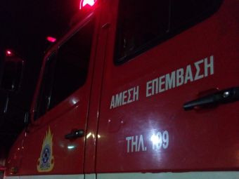 Στις φλόγες ξύλινη κατοικία στην ευρύτερη περιοχή του Κρυονερίου Καρδίτσας