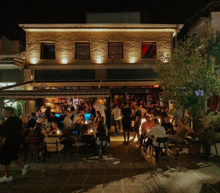 “Cadillac Records Cocktail Bar”! - Η no1 επιλογή διασκέδασης για κάθε εποχή του χρόνου!