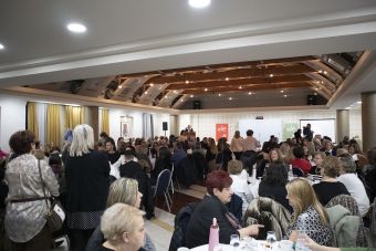Μεγάλη και συγκινητική εκδήλωση της Φλόγας Καρδίτσας για την Παγκόσμια Ημέρα Παιδικού Καρκίνου