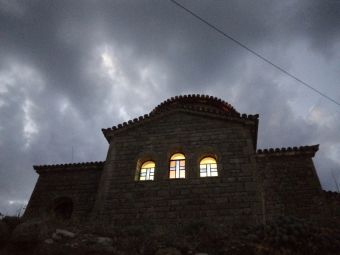 Δημ. Παπακώστας: "Βραγκιανά Αχελώου Αργιθέας: Όλοι τον Αύγουστο για 'βουτιές' στη... φύση!"