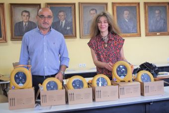 Έξι απινιδωτές θα εγκατασταθούν στο κέντρο της Καρδίτσας - Προσφορά του Δ.Ο.Μ.