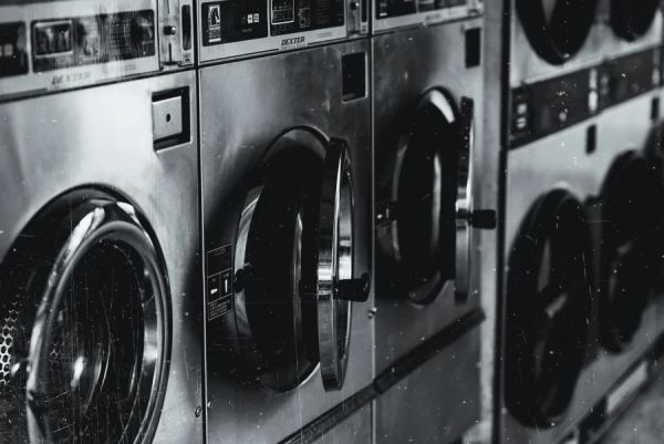 Γαλλία: Νεκρό μέσα σε πλυντήριο ρούχων βρέθηκε 3χρονο κορίτσι