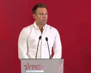 Στ. Κασσελάκης: O ΣΥΡΙΖΑ ή θα αλλάξει ή θα βουλιάξει! - Πρόταση μομφής από 100 μέλη