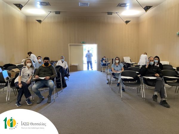 Μεγάλη προσέλευση του προσωπικού και των ιατρών συνεργατών στην εθελοντική αιμοδοσία του ΙΑΣΩ Θεσσαλίας