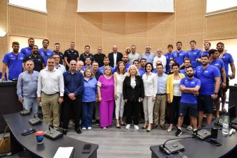 Η Περιφέρεια Θεσσαλίας βράβευσε την Εθνική Ομάδα Πόλο Ανδρών στη Λάρισα