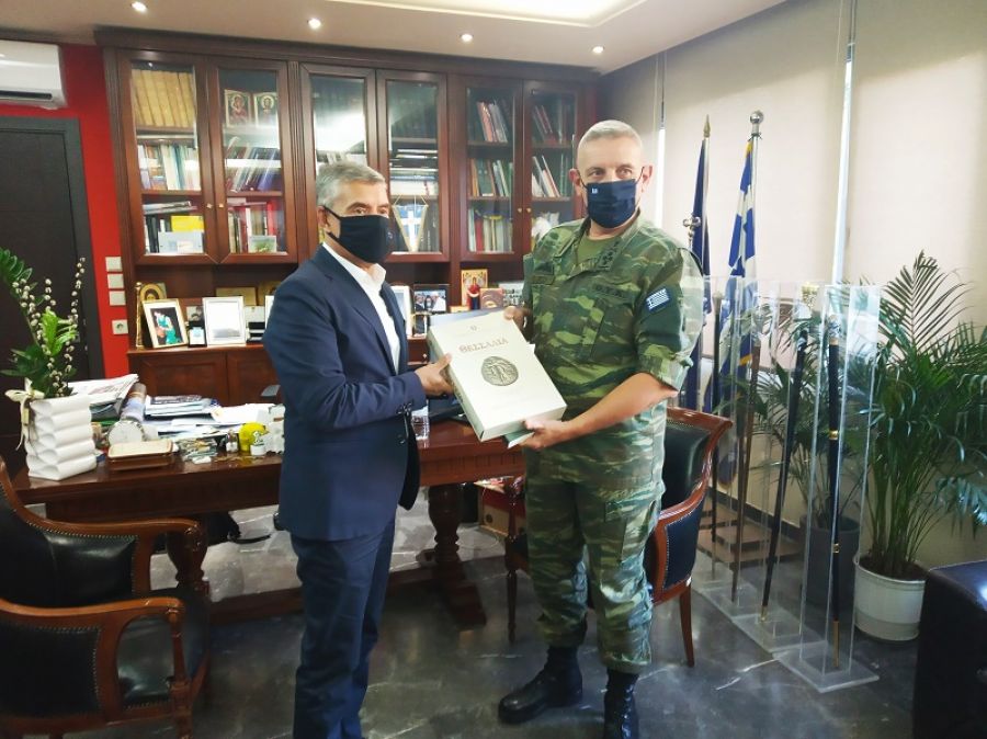 Επίσκεψη του Αρχηγού ΓΕΕΘΑ Στρατηγού Κ. Φλώρου στον Περιφερειάρχη Θεσσαλίας Κ. Αγοραστό
