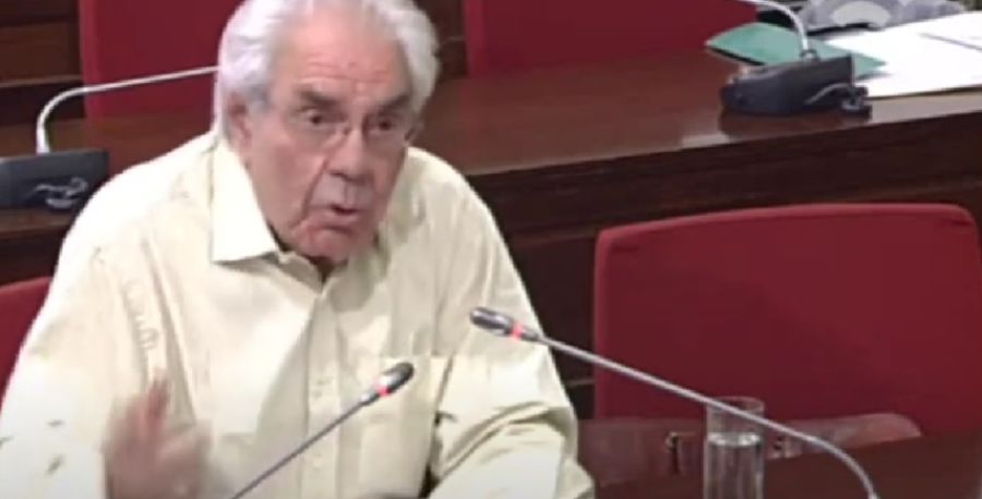 Πέθανε ο Συνταγματολόγος Γιώργος Κασιμάτης