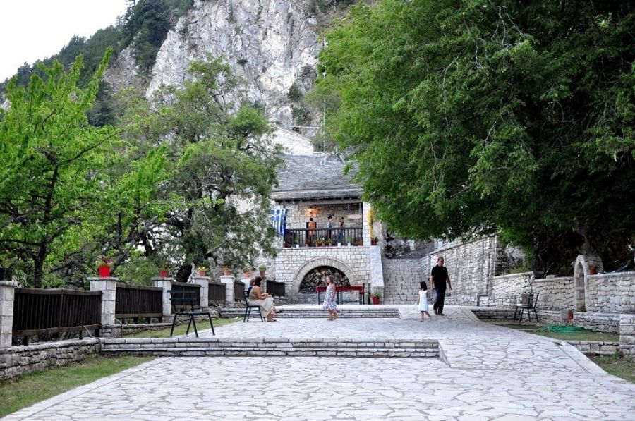 Σύμβαση τριών Δήμων με το Δ.Ε.Π.ΑΝ. για εκπόνηση μελετών του «Μονοπατιού των Προσκυνητών»