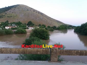 Δήμος Παλαμά: Κρίσιμη η κατάσταση για Μεταμόρφωση και Βλοχό από την άνοδο της στάθμης των ποταμών