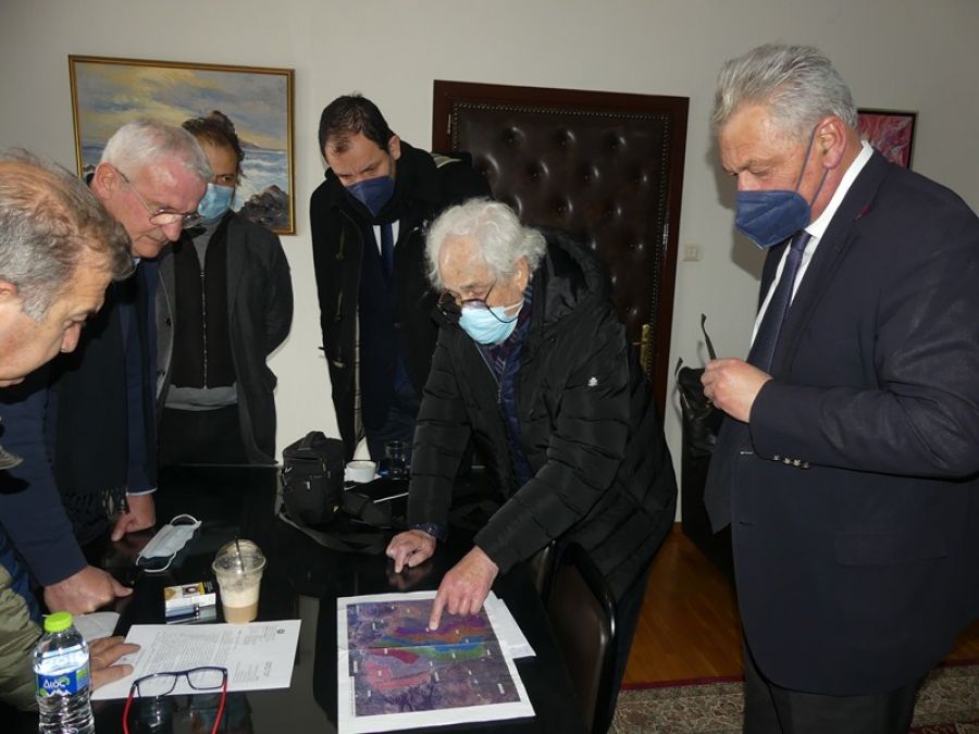 Συζητήθηκε η «μελέτη Λαζαρίδη» για τα κλειστά δίκτυα Σμοκόβου στο Δημαρχείο Σοφάδων
