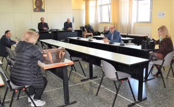 Δήμος Καρδίτσας σε ευπαθείς ομάδες πληθυσμού: “Μείνετε σπίτι, ερχόμαστε σπίτι”