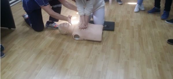 Επίδειξη πάνω στην Καρδιοαναπνευστική Αναζωογόνηση (ΚΑΡΠΑ) στο Δήμο Παλαμά